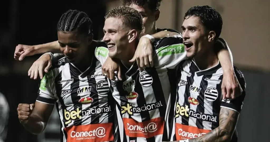 Ex-Bahia, Jota marca golaço e garante vitória do Athletic-MG contra a Ponte Preta na Série B