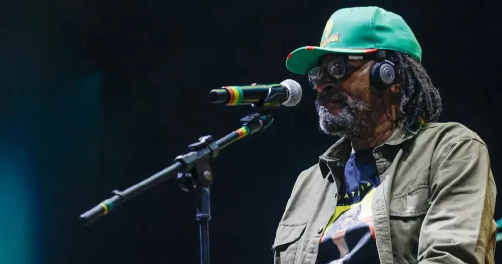 Edson Gomes passa mal e cancela show de última hora no Ceará