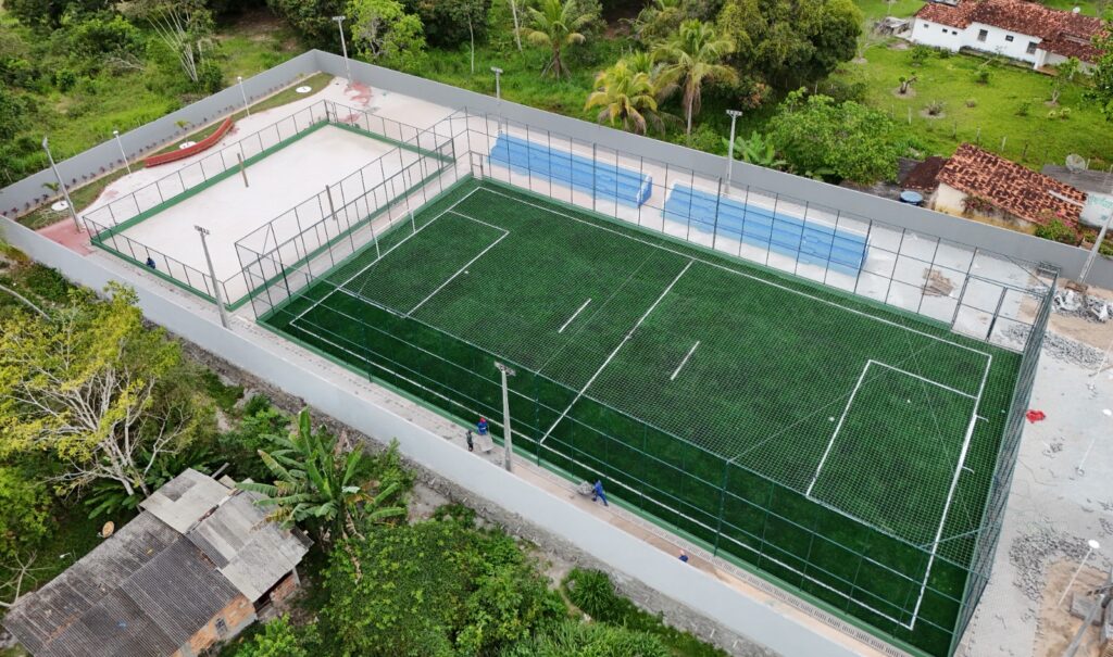 Prefeitura inaugura Campo de Grama Sintética e Quadra de Futevôlei nesta sexta (25)